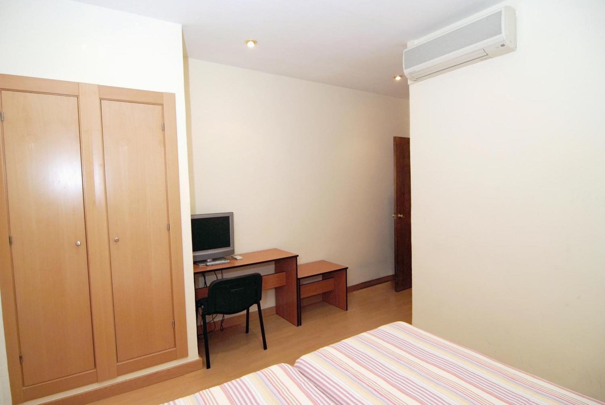 Hostal Cataluna ซาราโกซา ภายนอก รูปภาพ