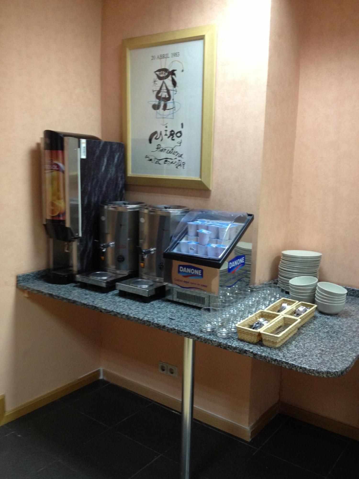 Hostal Cataluna ซาราโกซา ภายนอก รูปภาพ