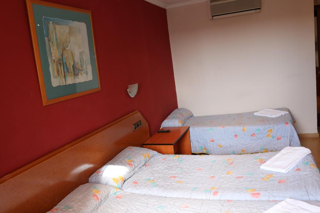 Hostal Cataluna ซาราโกซา ภายนอก รูปภาพ