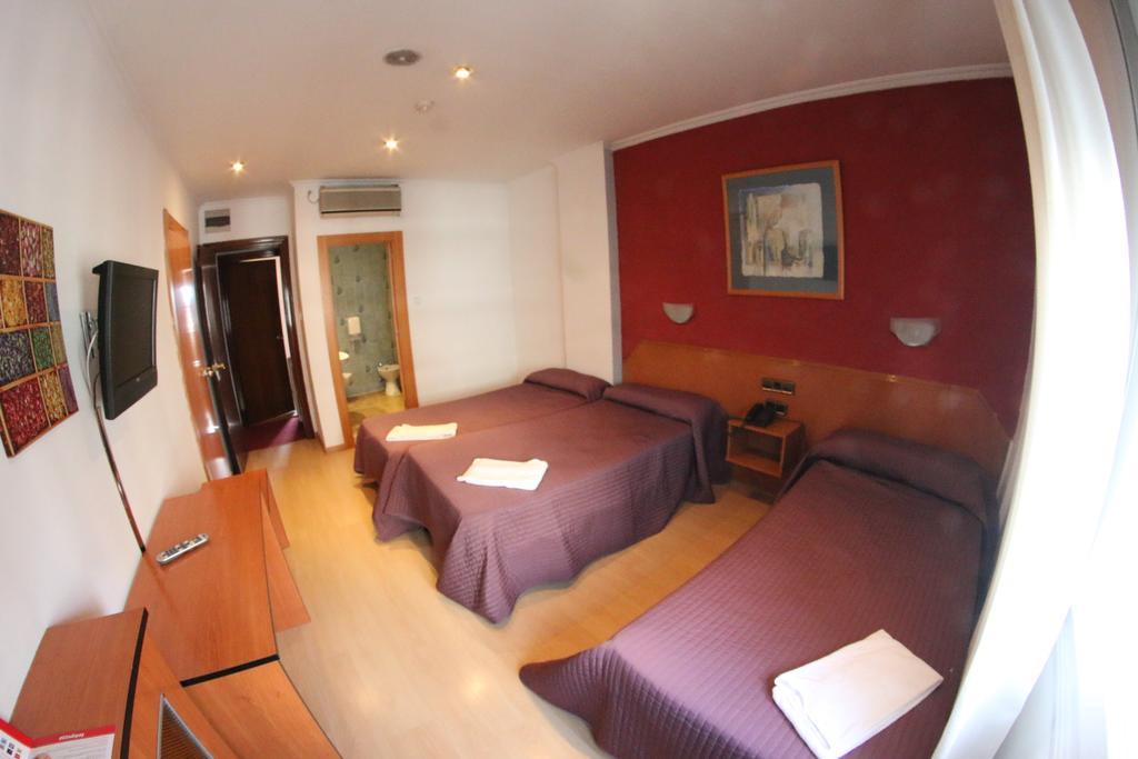 Hostal Cataluna ซาราโกซา ภายนอก รูปภาพ